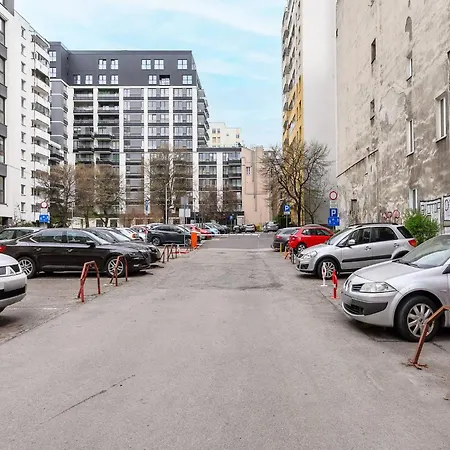 Апартаменти In *
